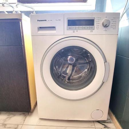 Cozy Beach Apt, Near Airport With 100Mbit Internet Ларнака Екстериор снимка