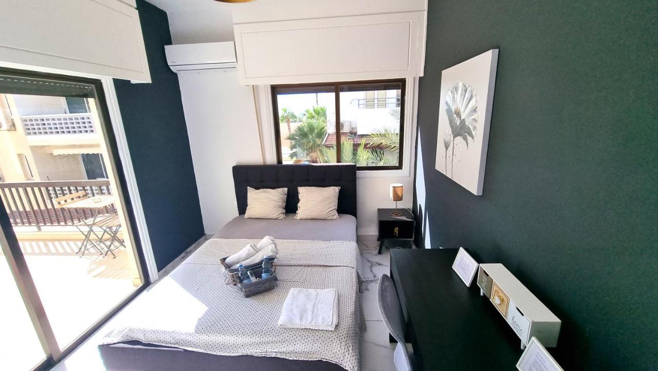 Cozy Beach Apt, Near Airport With 100Mbit Internet Ларнака Екстериор снимка