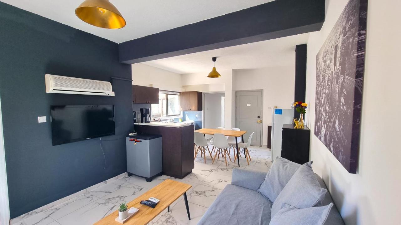 Cozy Beach Apt, Near Airport With 100Mbit Internet Ларнака Екстериор снимка
